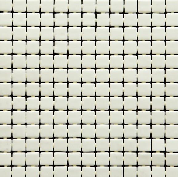 Mosaic glass tile for pools and splashbacks - in white colour