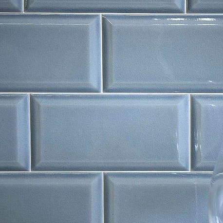 A spanish wall tile in marine gloss. This subway tile is great for kitchen and bathroom splasbacks and walls