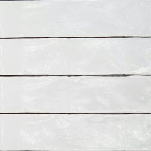 Spanish super gloss white in colour subway tile. A wall tile commonly used in splashbacks for bathrooms and kitchens